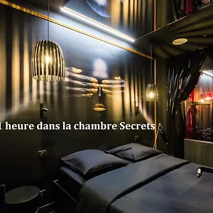 Avec Nuit Insolite Au Dandy Et Jacuzzi Privatise (adults Only) , Paris Frankreich